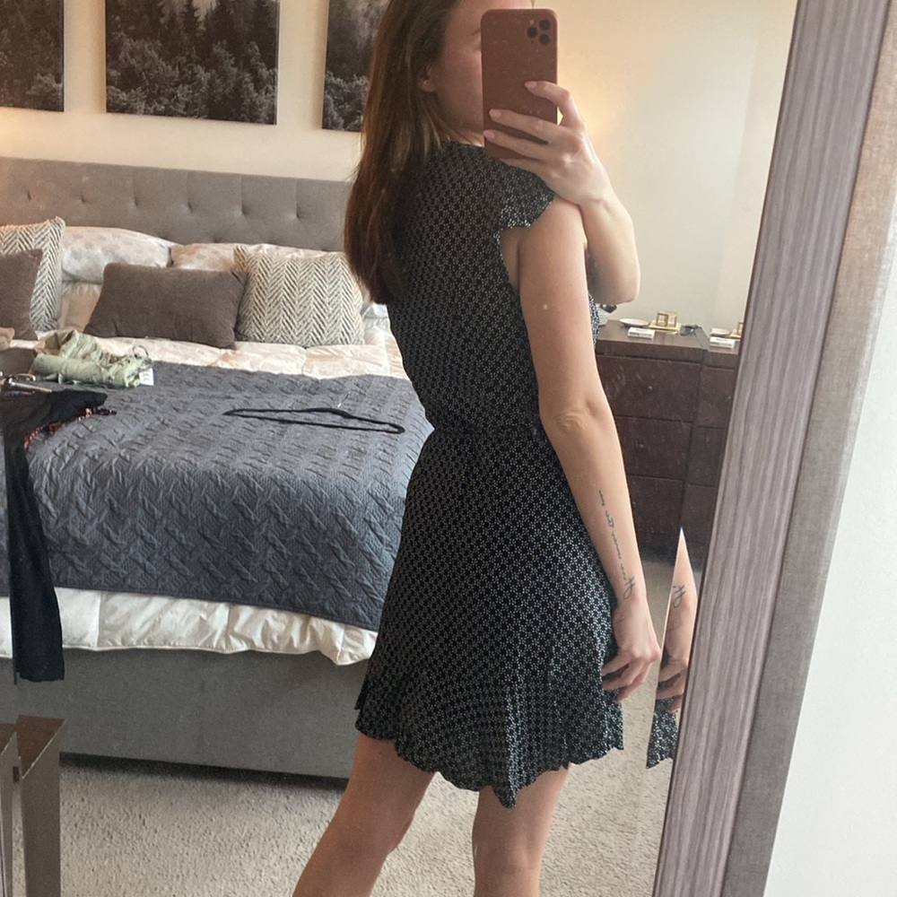Abercrombie wrap dress - Picture 3 of 8